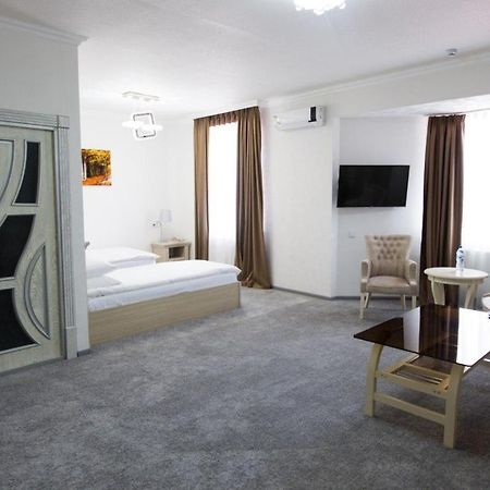 Alexander Hotel Самарканд Екстериор снимка