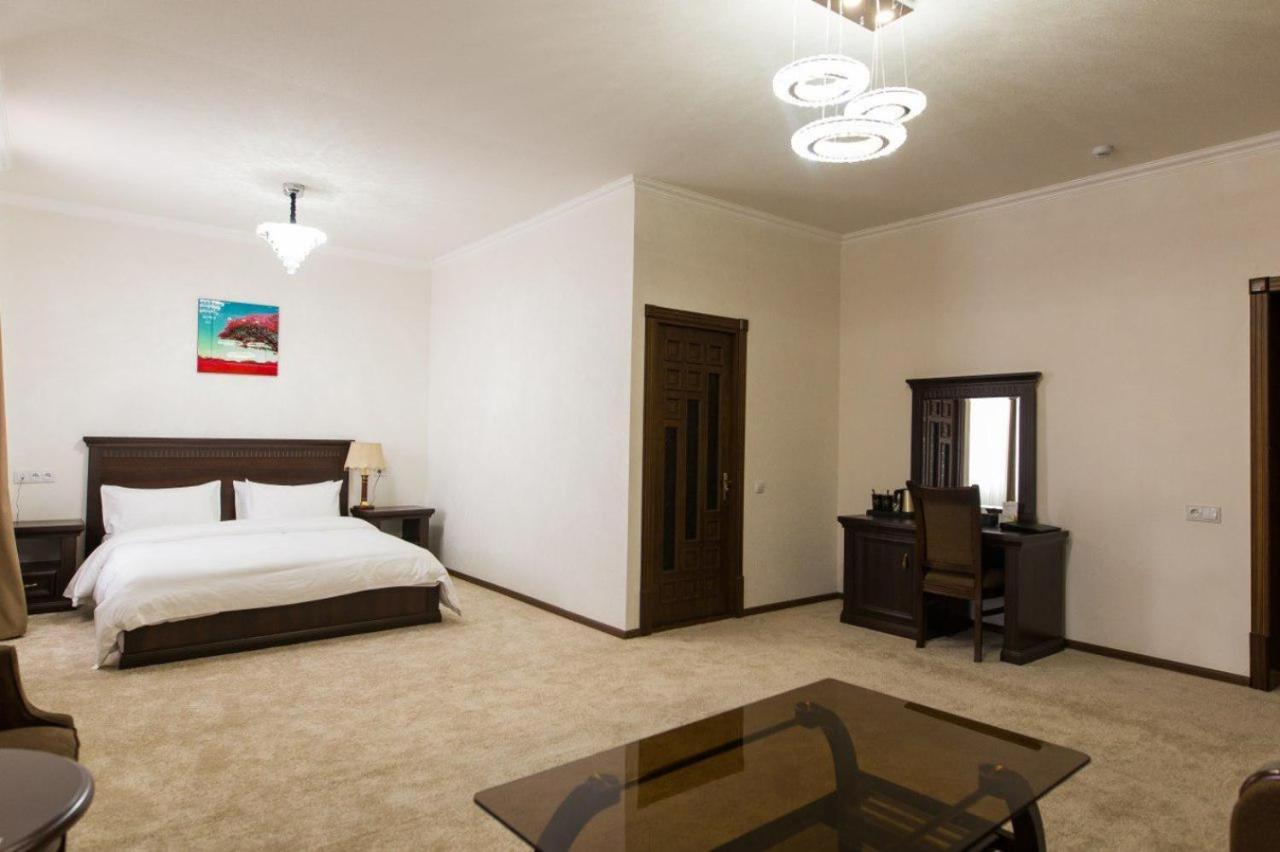 Alexander Hotel Самарканд Екстериор снимка