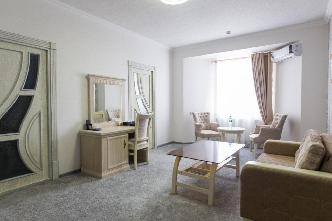 Alexander Hotel Самарканд Екстериор снимка