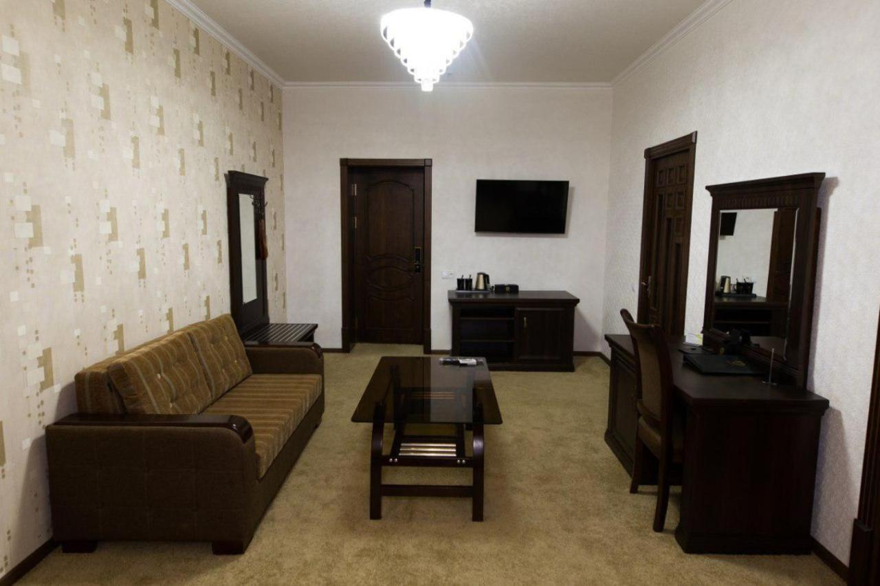 Alexander Hotel Самарканд Екстериор снимка