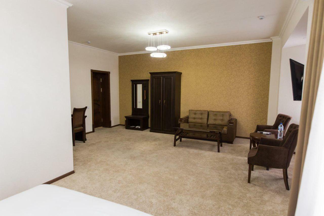 Alexander Hotel Самарканд Екстериор снимка